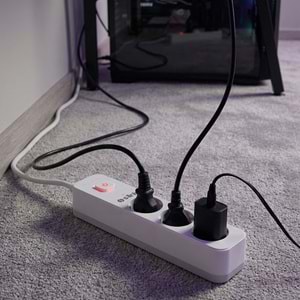S-link SPG301S 1.5m 3x1.5mm 100% Bakır 750 Joule 3 lü Anahtarlı Akım Korumalı Priz